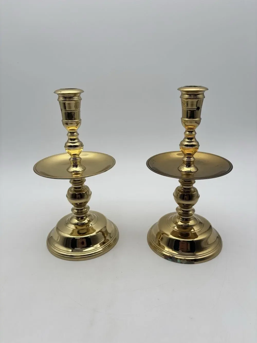 Pair Virginia Metalcrafters 16-12 Colonial Williamsburg Small Brass Candlestick